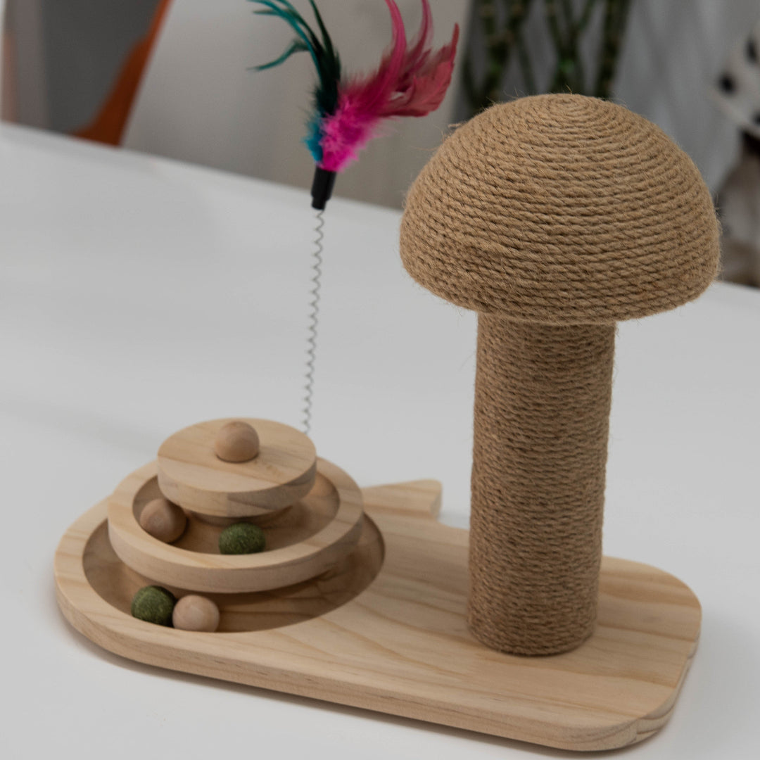 Krab & Speel Paddenstoel van hout mettouwkap, speelcirkel en catnipbal