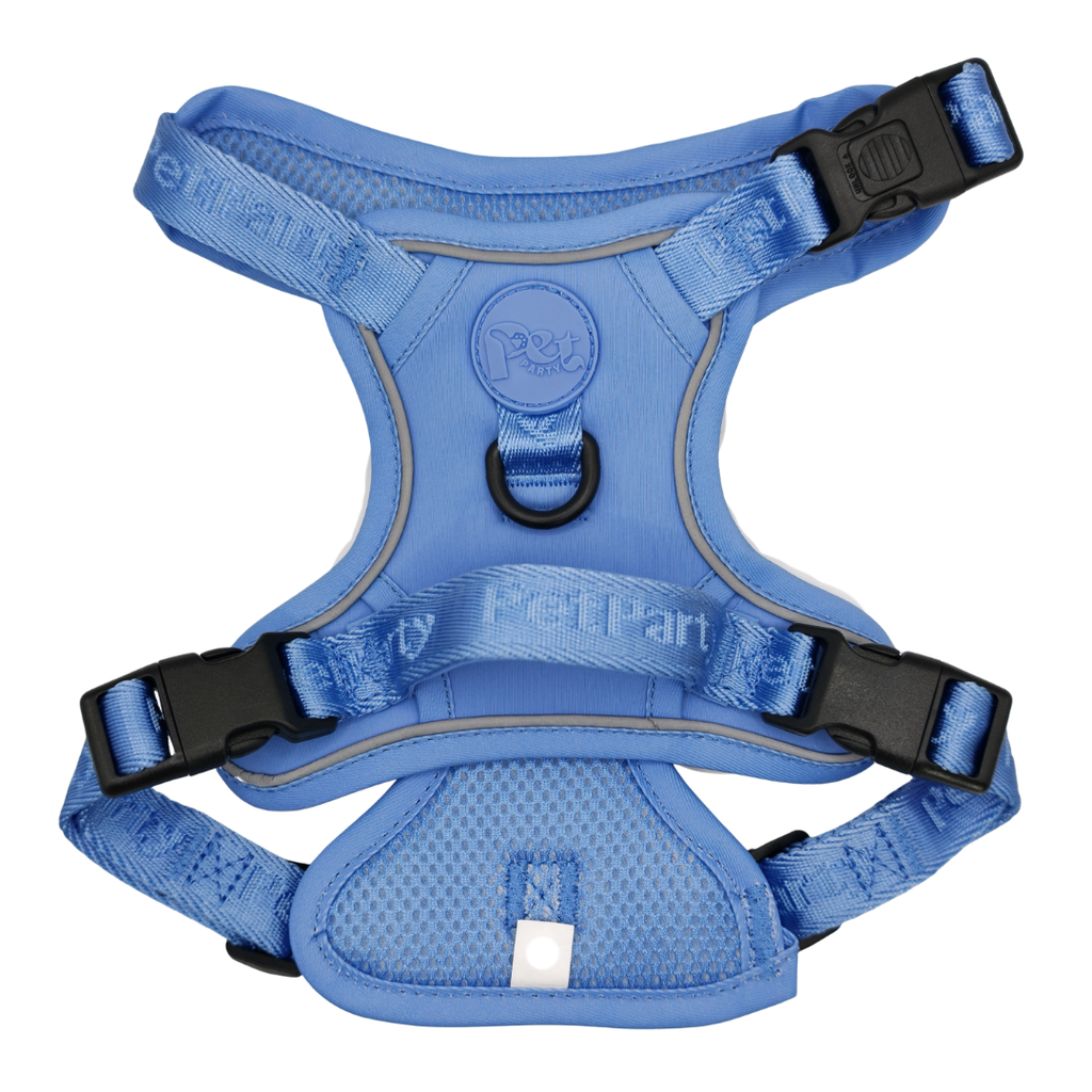 Verstelbaar Y-harnas met comfortabele pasvorm in blauwe kleur.